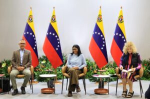 Modelo económico venezolano rinde frutos con crecimiento