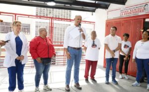 Todos deben participar en reestructuración del gobierno