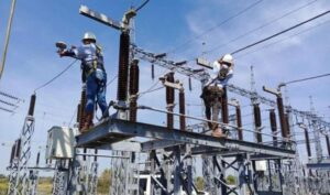 Creada Comisión de Contrataciones en el sector eléctrico
