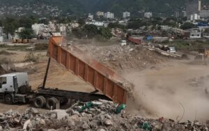 Activan puntos para disposición de escombros en La Guaira