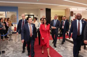 Presidenta Rodríguez se reúne con Director General de la FAO