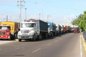 INTT restringe paso de cargapesada este fin de semanapor asueto nacional